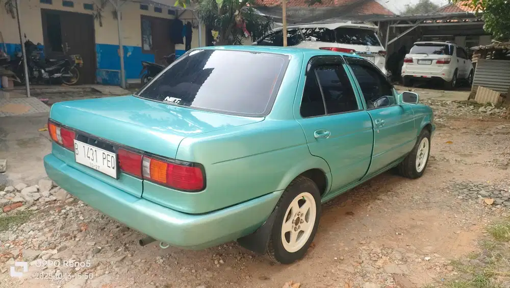 Nissan Sunny 1998 Bensin