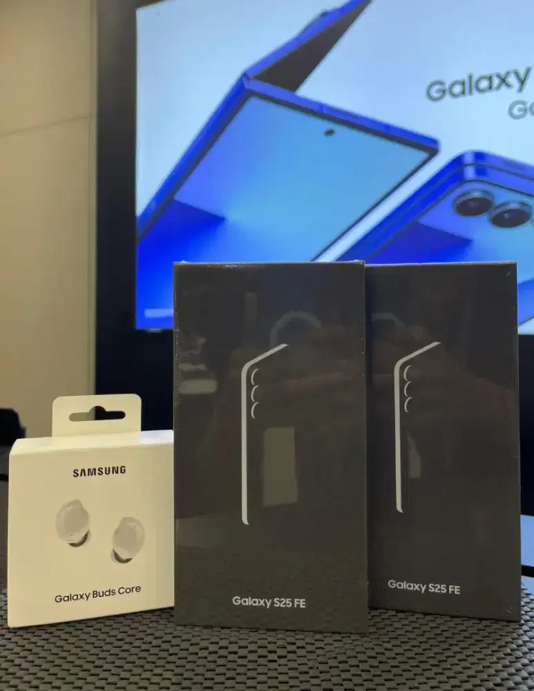 Samsung Galaxy S25 FE Free Buds Core