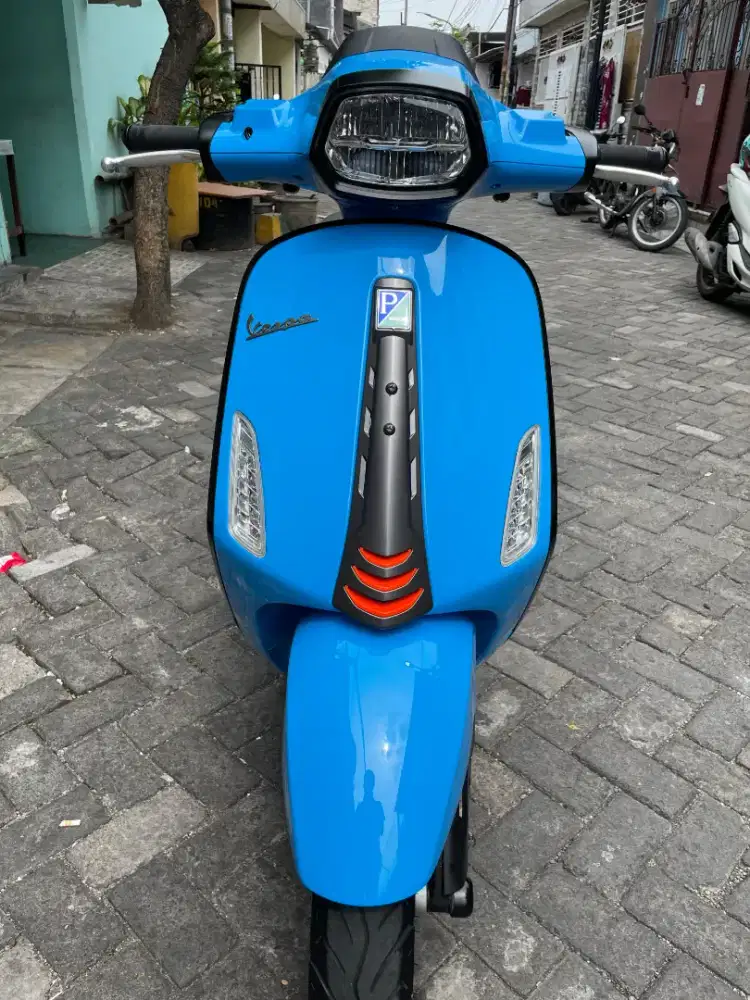 Dijual Vespa Sprint S ABS th 2025 biru