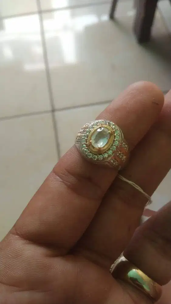 Cincin natural aquamarin
