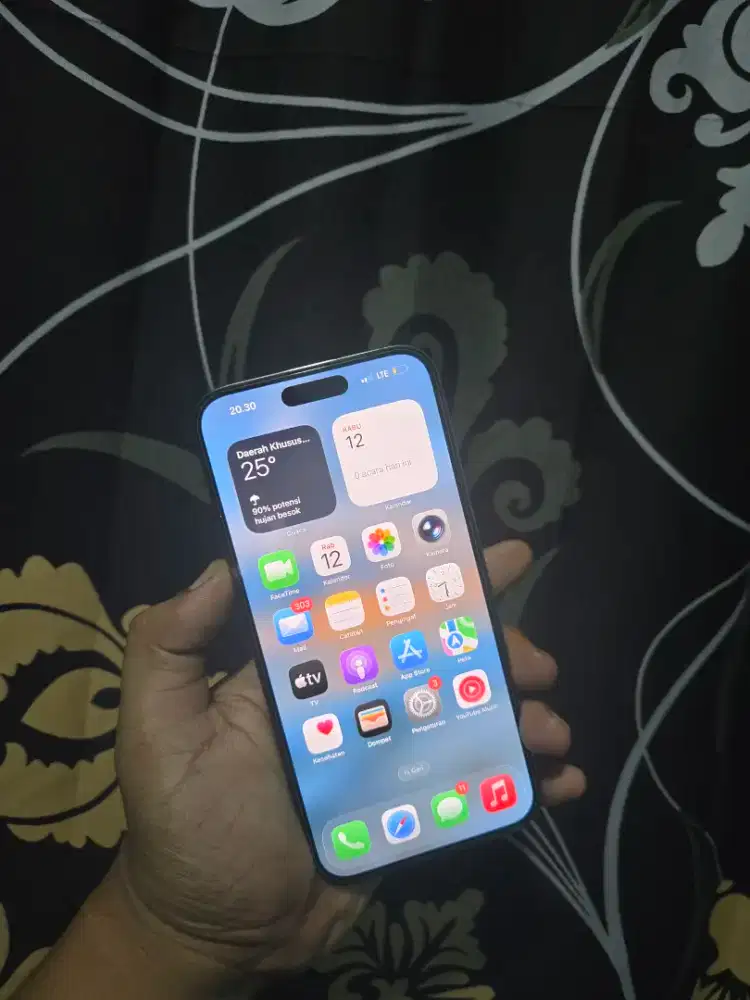 Di jual iphone 14 pro max 128 inter