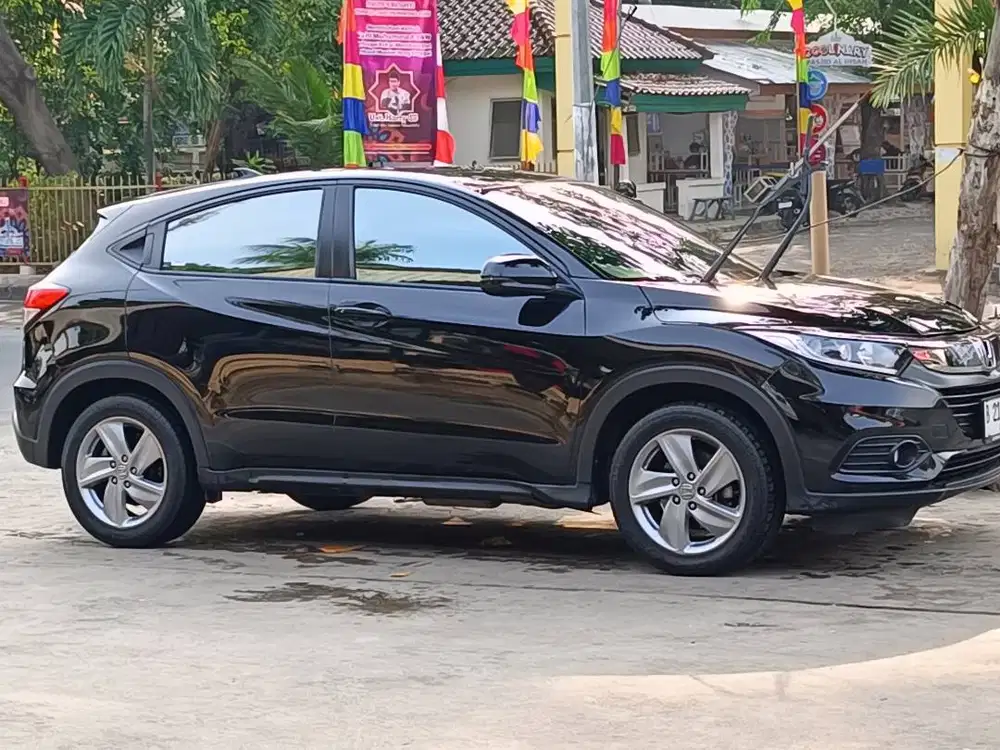 HRV S MANUAL 2021 HITAM