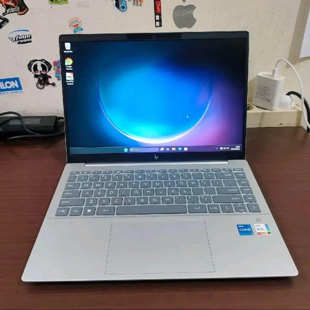 Laptop hp pavilion plus 14-ew0xxx intel core i5-1335u 16/512 SSD