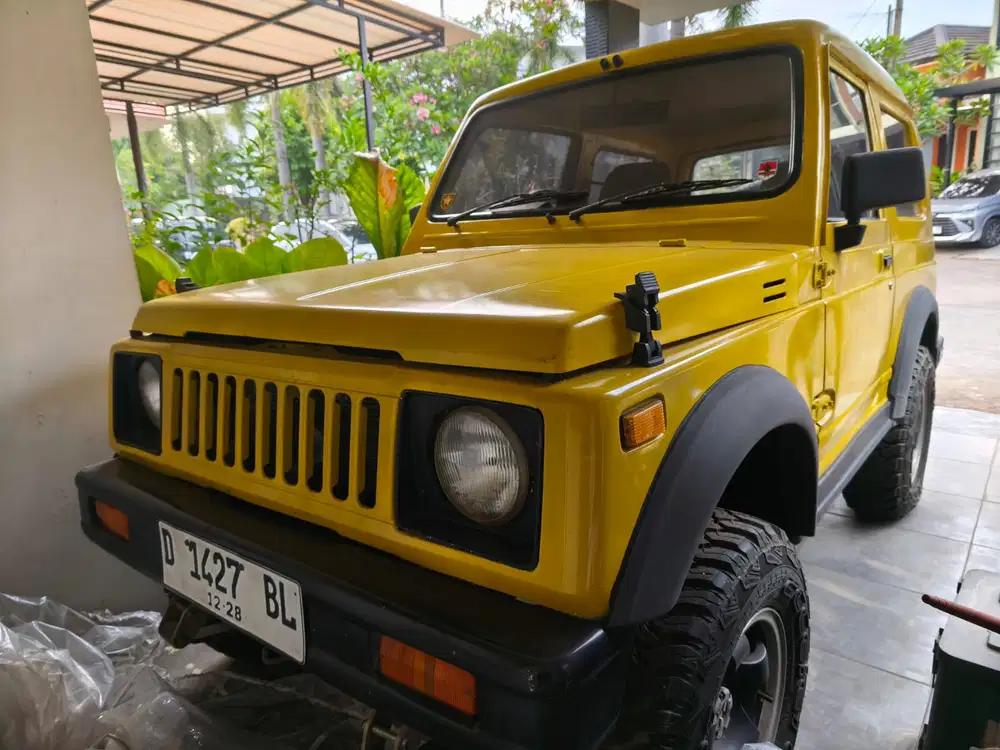 Suzuki Jimny 1984 Bensin