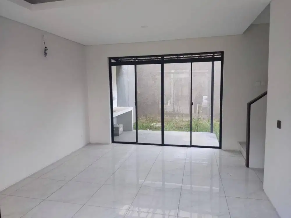 Dijual Rumah Minimalis di Kota Baru Parahyangan Terawat