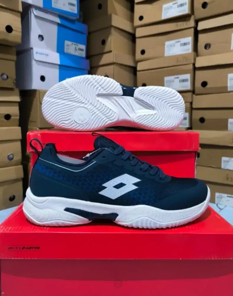 Sepatu tenis dan badminton lotto navy size 41 original