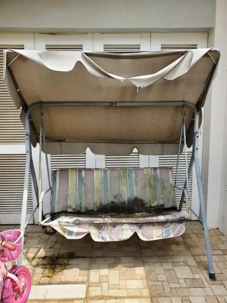 Ayunan Ace Hardware besi