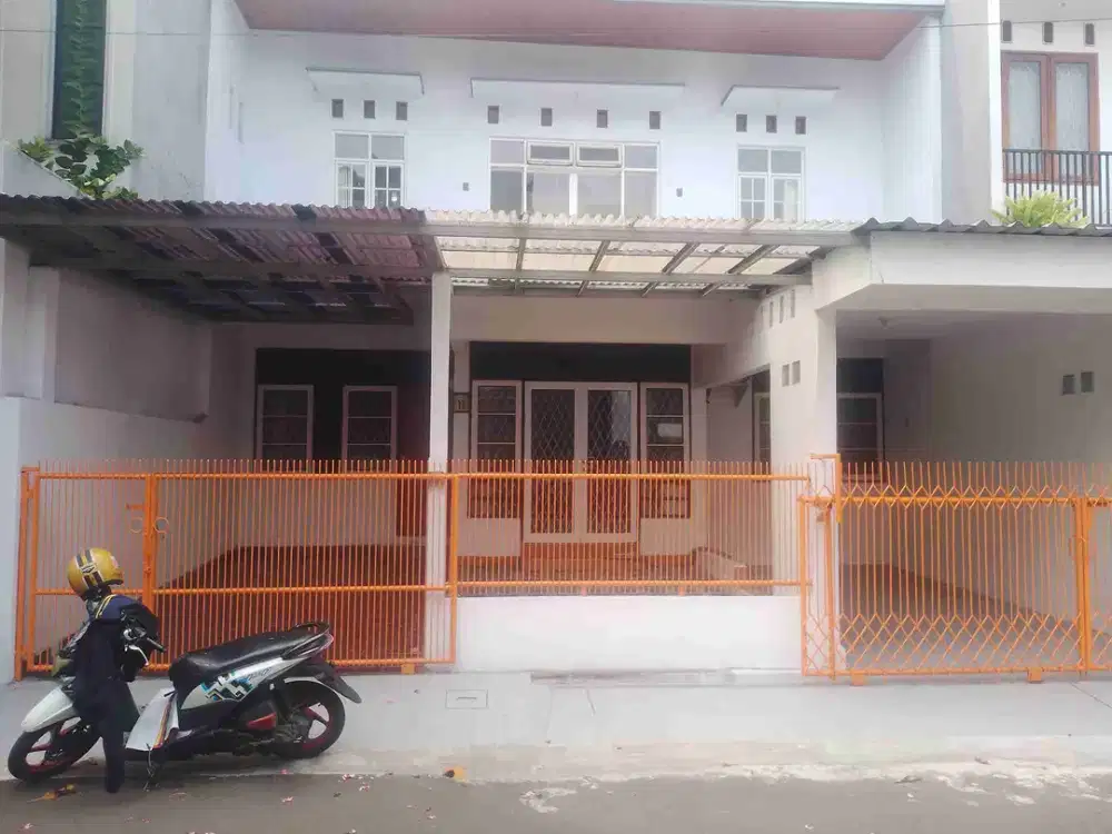 Rumah Siap Huni di Perumahan Bintaro Sektor 3  - Tanggerang Selatan