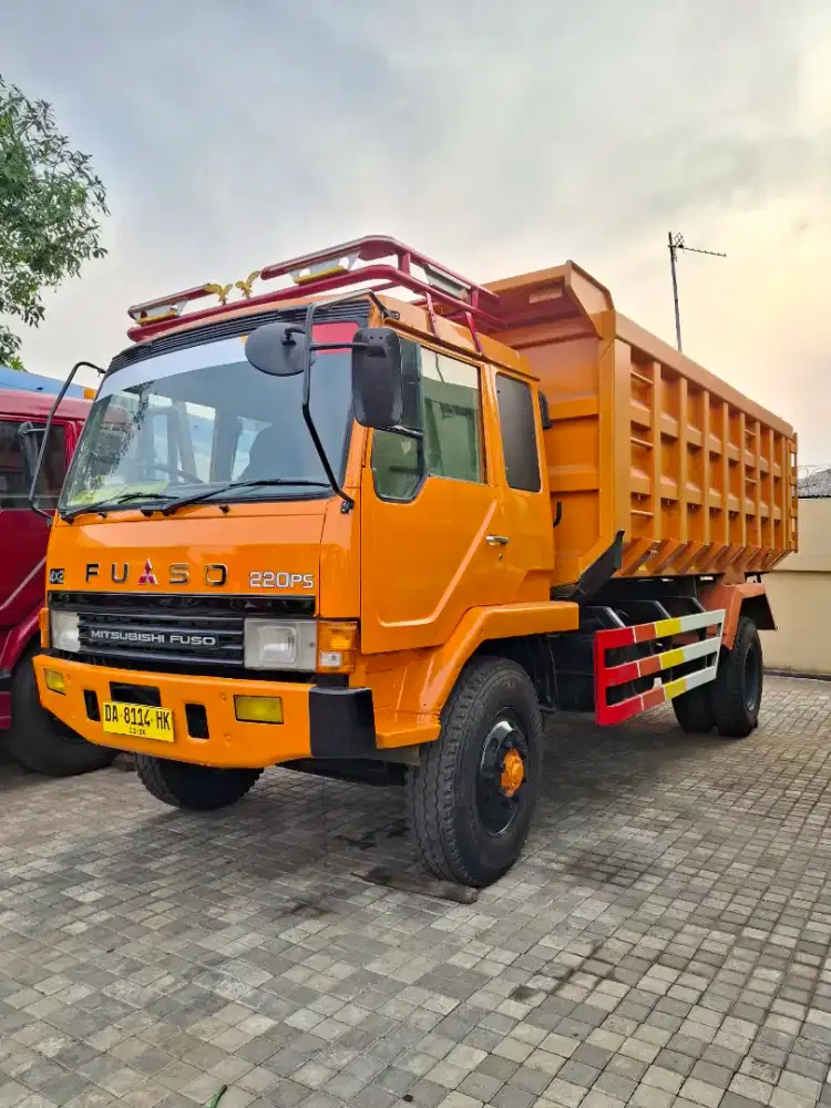 Dump Engkel Mitsubishi Fuso Fm 517 Hs 220ps Tahun 2016 Indek 17