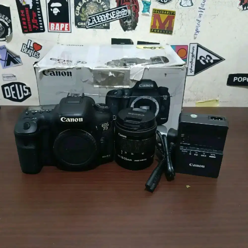 Kamera canon eos 7d mark II 18-55mm