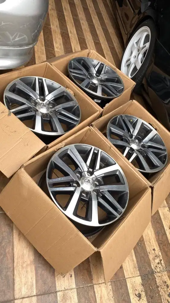 Velg Ori Fortuner VRZ R18 Gress 95% pajero triton hilux navara mux
