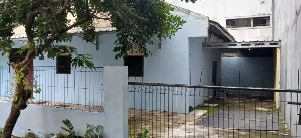 DISEWAKAN RUMAH 3 KAMAR TIDUR