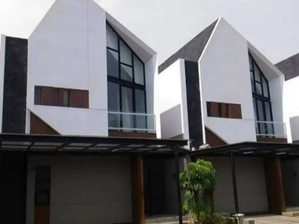 RUMAH MEWAH DIJUAL MURAH DI GRAND TREVISTA REMPOA