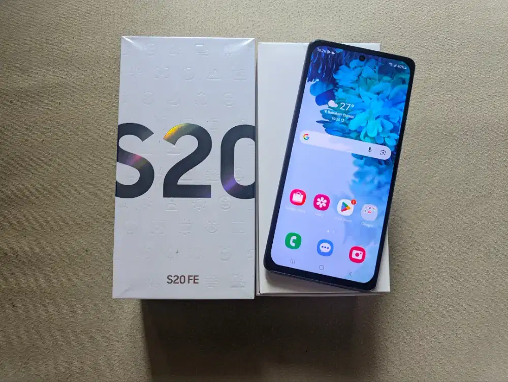 Samsung S20 FE 8/128gb