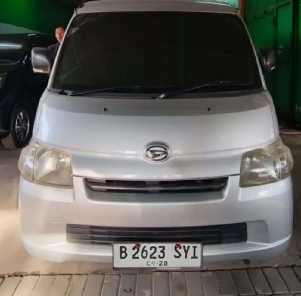 DAIHATSU GRANMAX MINIBUS 1.3 D FH 2015