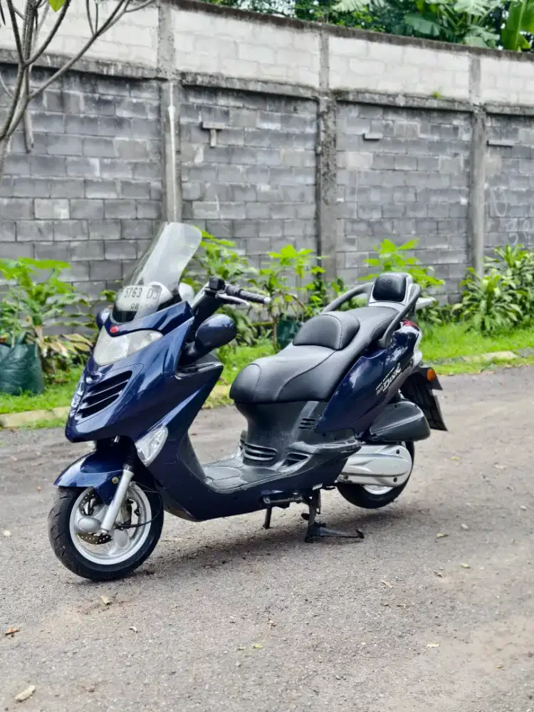 Kymco Grand Dink 250 cc