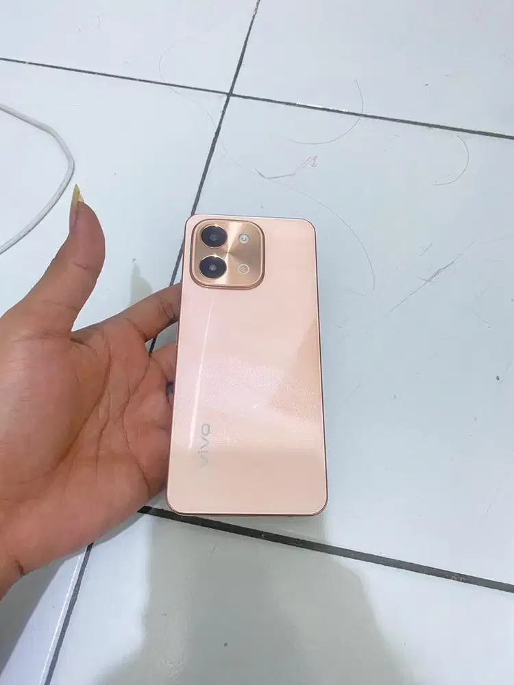 Vivo y28 6/128 jual cepet