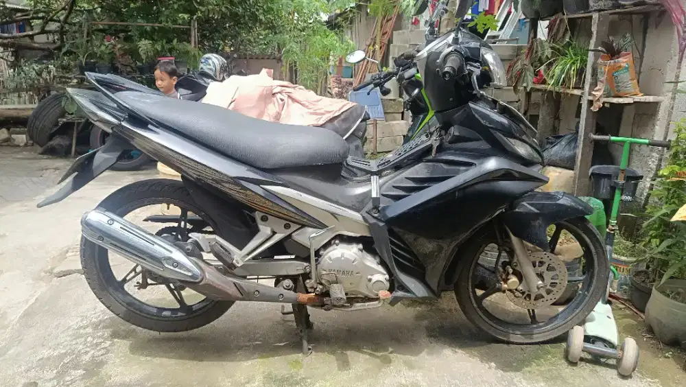 Di jual yamaha Jupiter mx 135