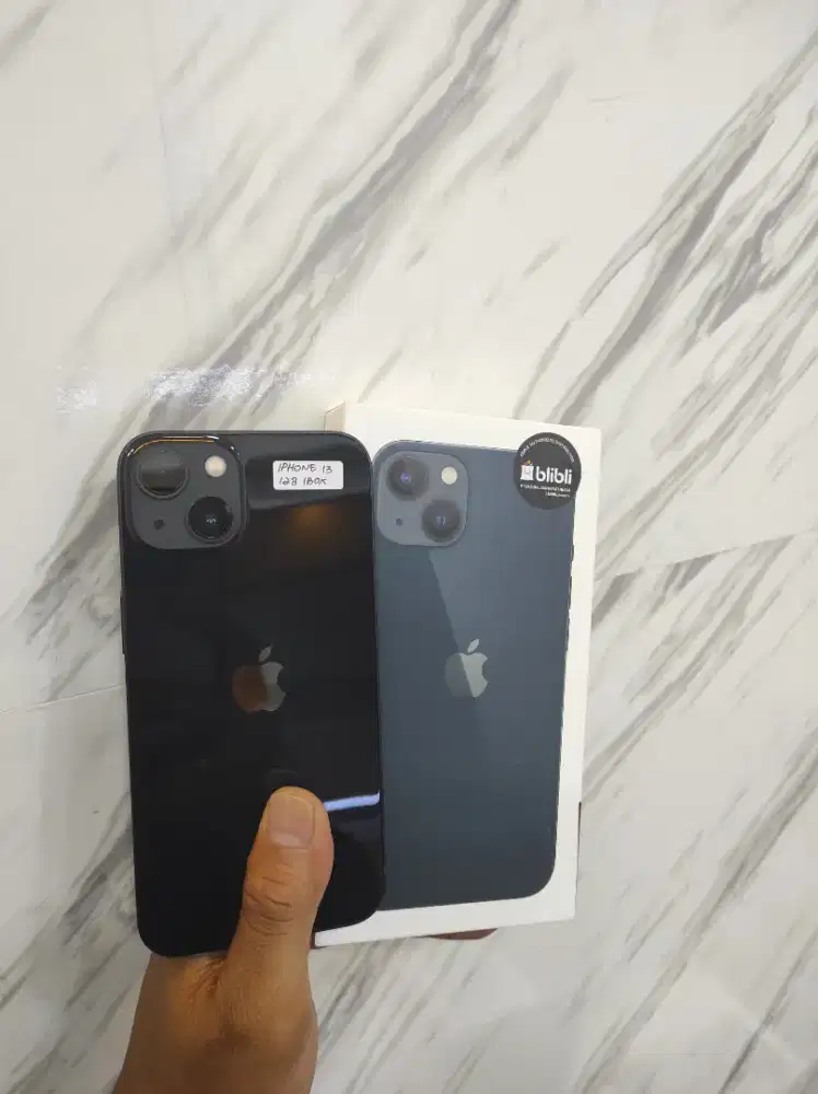 iPhone 13 128 midnight