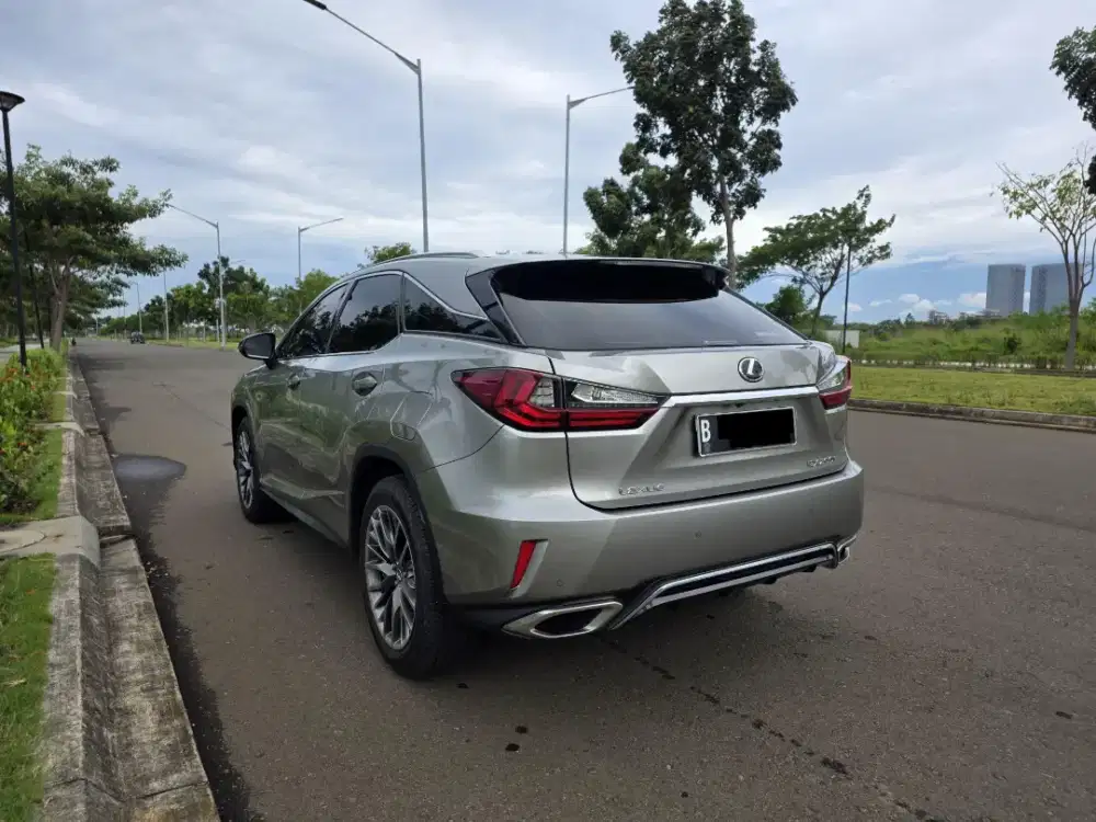 Lexus Rx200t 2016 Luxury upgrade F sport rx 200t