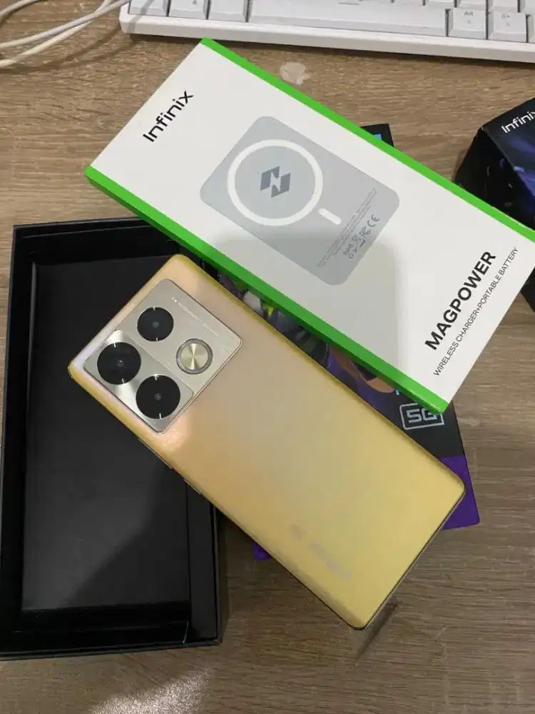 Infinix not 40 pro 5G + wireless tempel