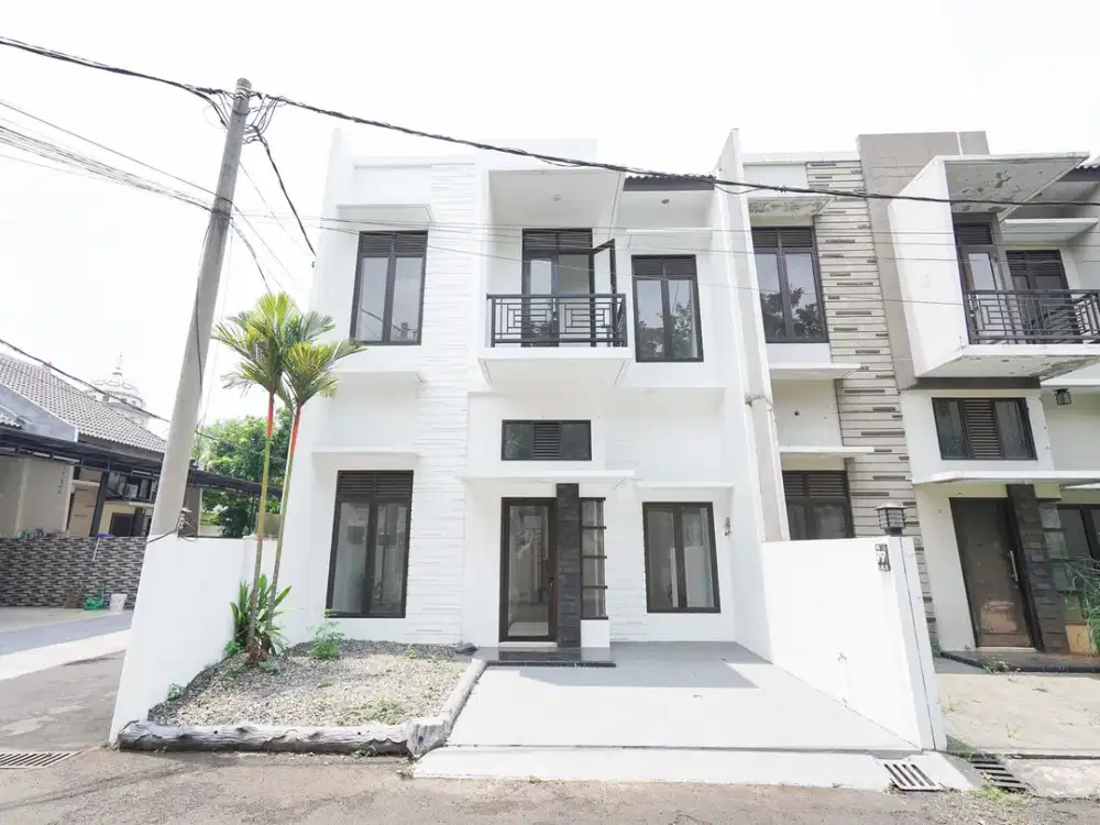 Rumah 6 Kamar Tidur SHM 7 Menit ke Mall Plaza Cibubur J-37928