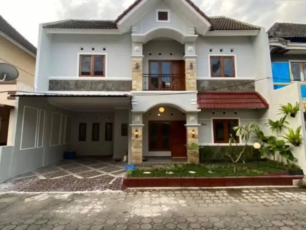 Disewakan Rumah Dalam Perumahan Onegate system Dekat YKPN Dan UPN