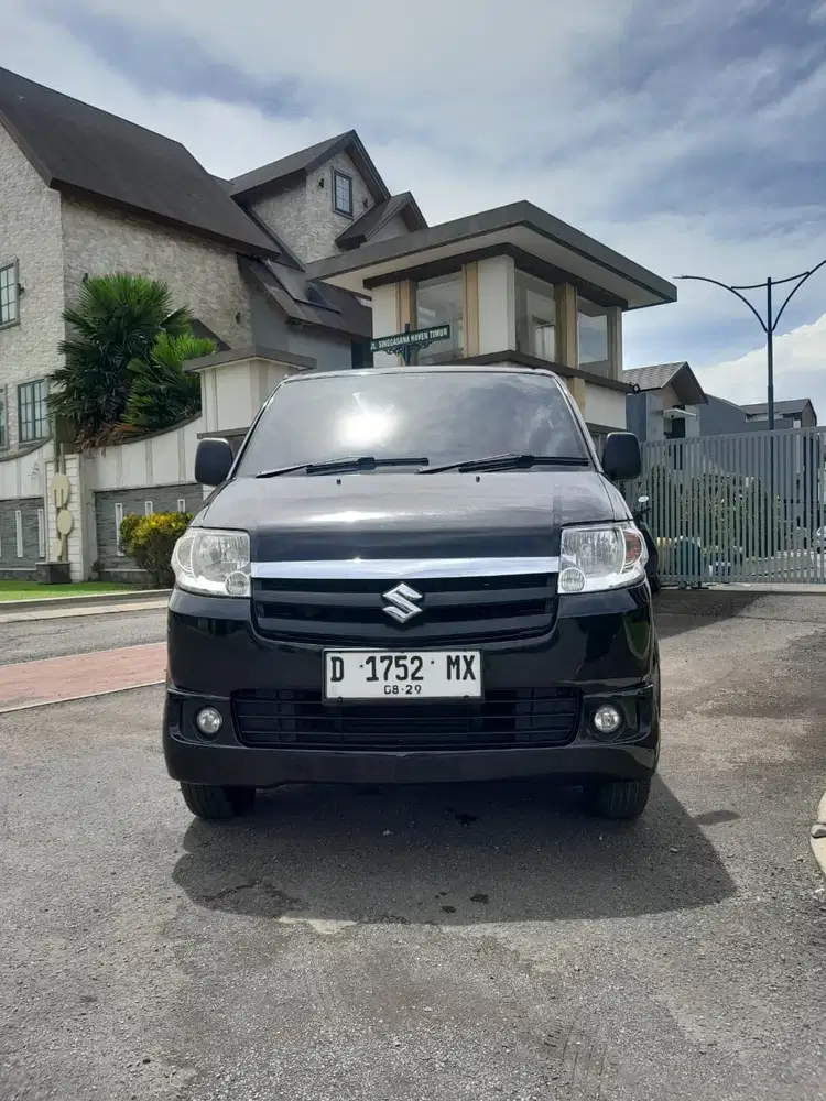 Suzuki APV Arena 2010 Bensin