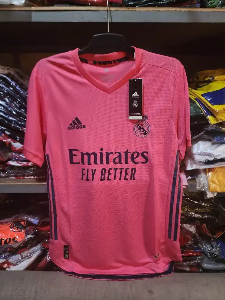 Jersey madrid player issue ukuran L