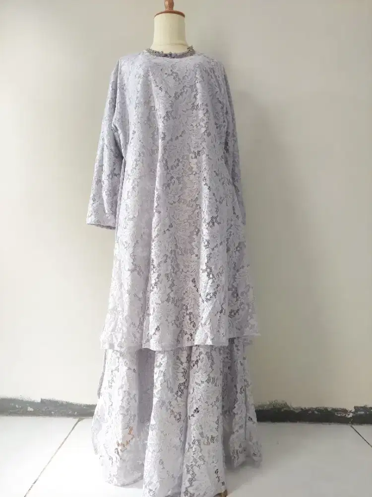 Gamis Brukat Grey