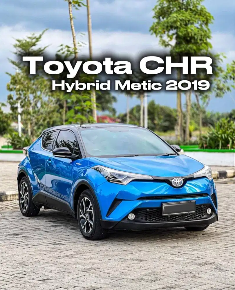 Toyota CHR 1.8 Hybrid A/T Biru 2019  innova fortuner xpander glc 250