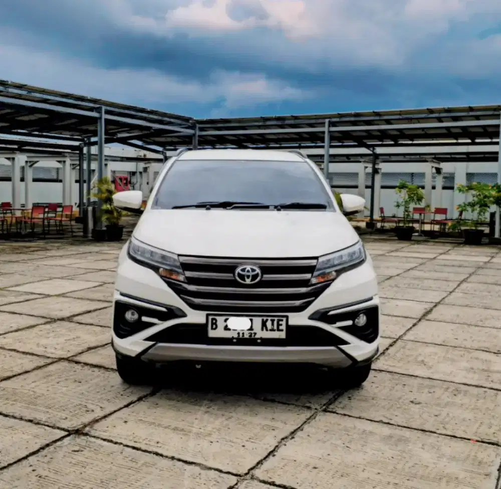 { LOW KM 30 RB } RUSH 1.5 AT GR SPORT THN 2022