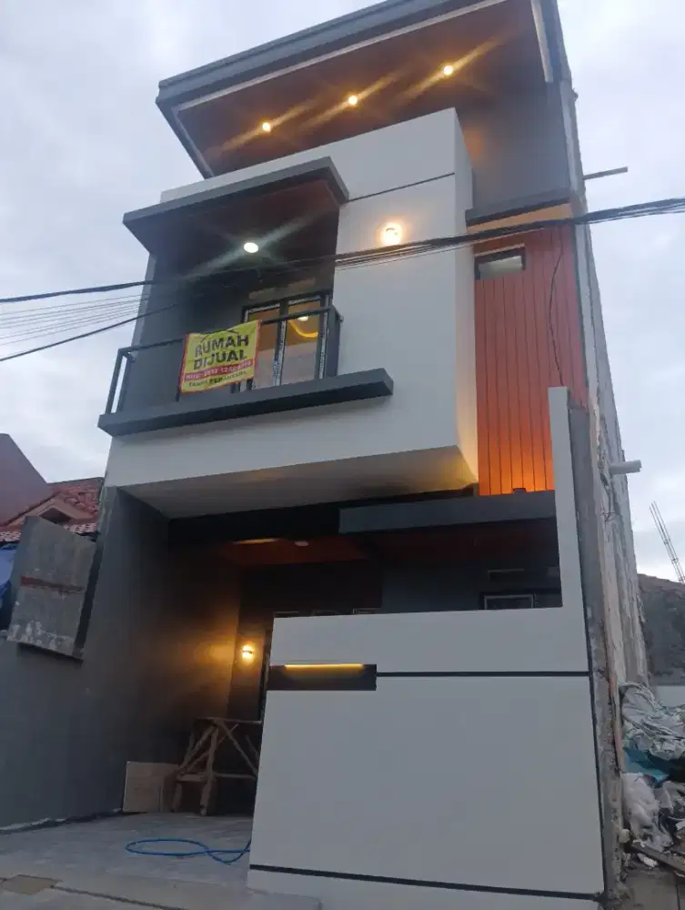 Rumah 2 lantai minimalis semi furnished
