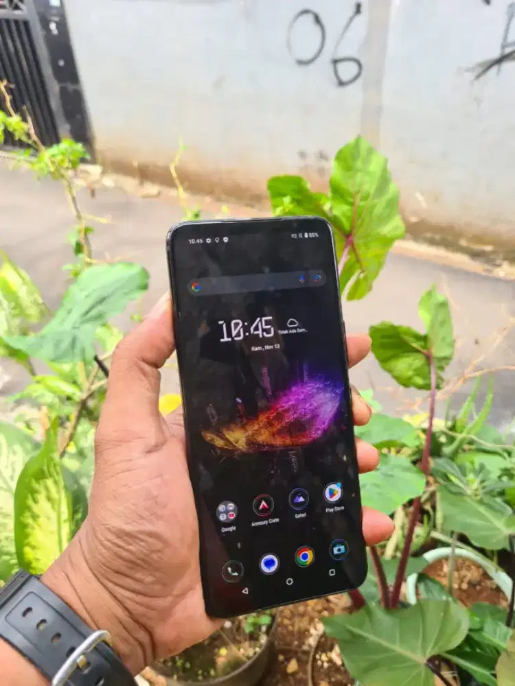 ROG phone 7 ram 8/256