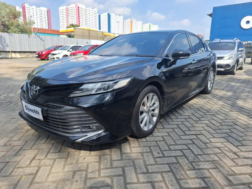 DP MURAH - Toyota Camry 2.5 V Bensin-AT 2019