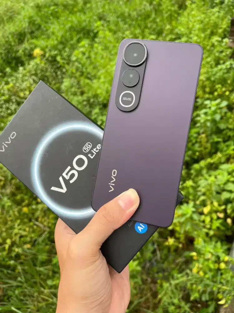 Vivo V50 Lite 5G 8/256gb lengkap istimewa