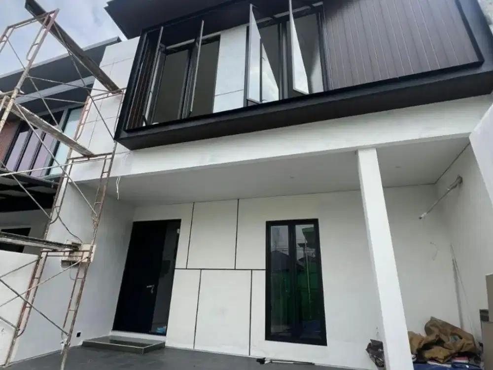 Rumah Babatan Pantai, New, Minimalis, Strategis, Furnish