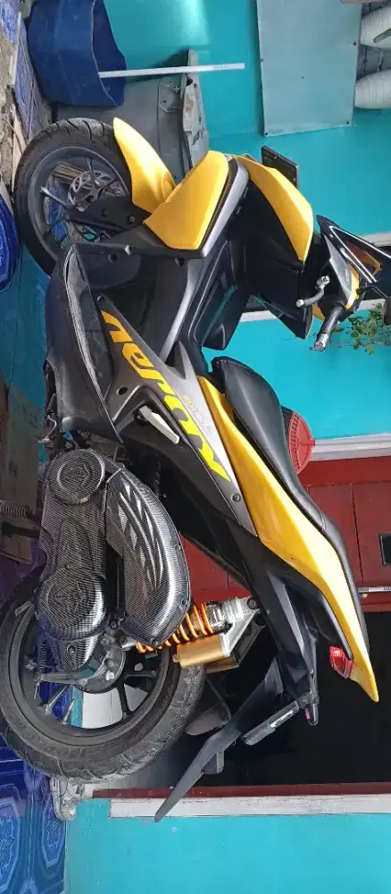 Aerox 2018 VVA warna cerah ceria