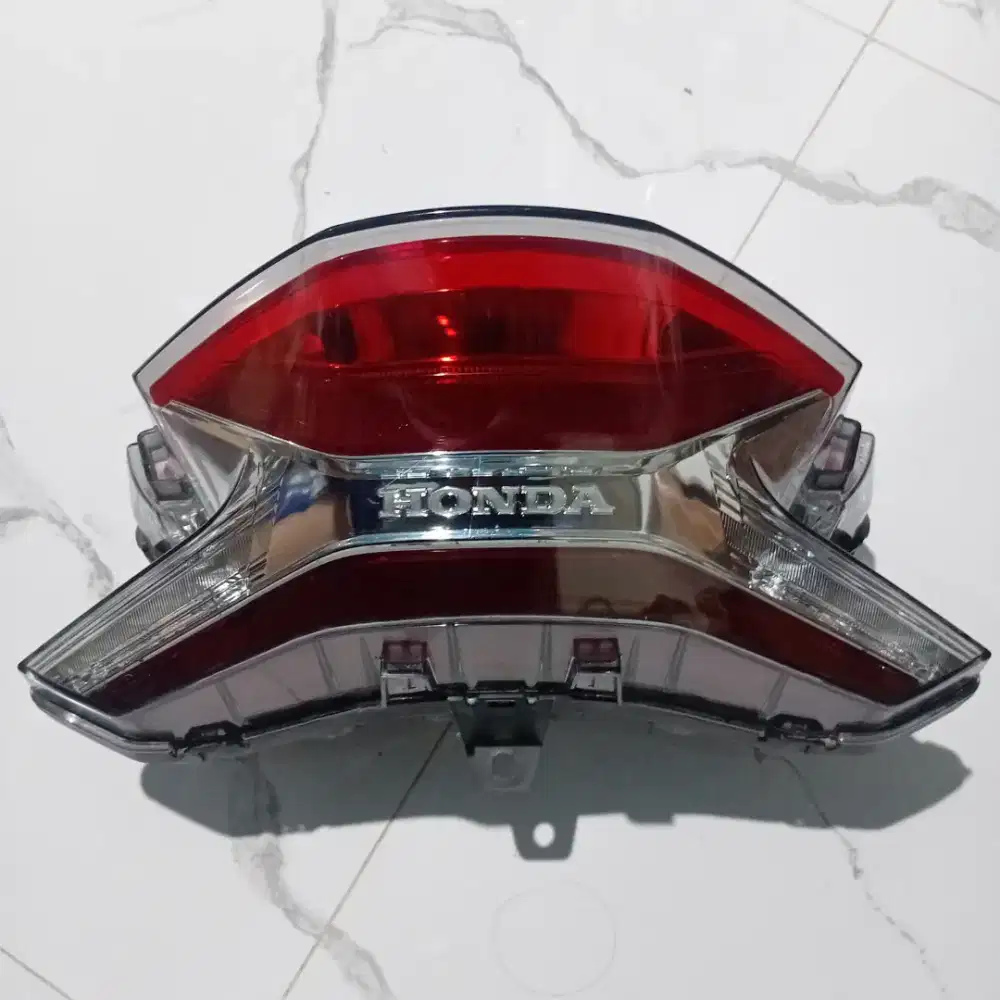 Stop lamp/lampu belakang honda pcx 2018