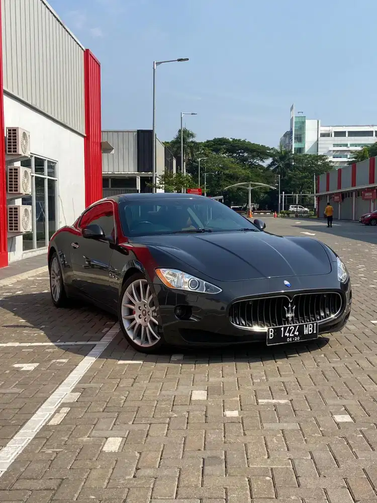 Maserati Gran Turismo S 4.7 At 2009