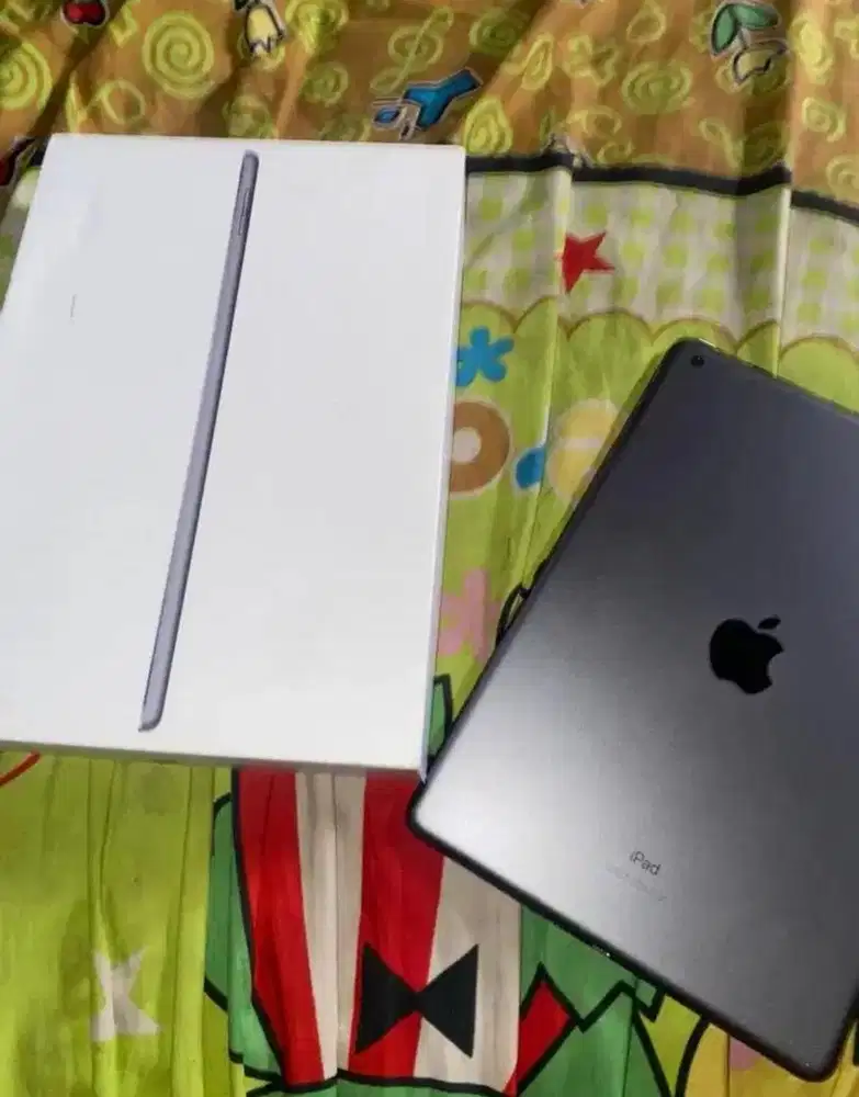 Ipad gen 9, Gray