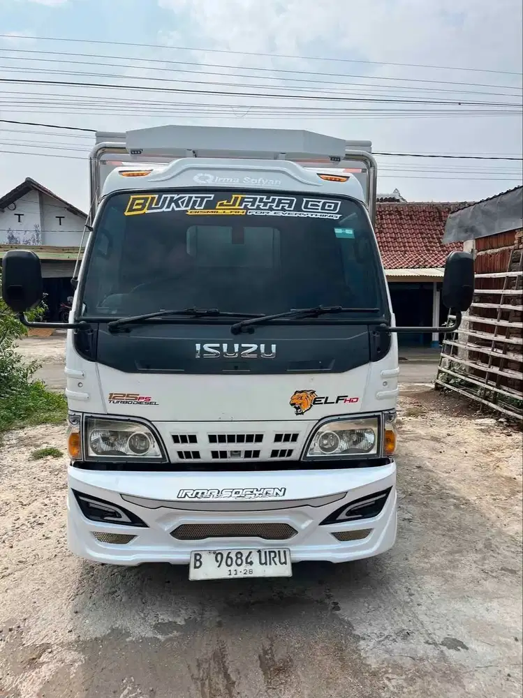 Isuzu nkr 71 hde2 th 2015