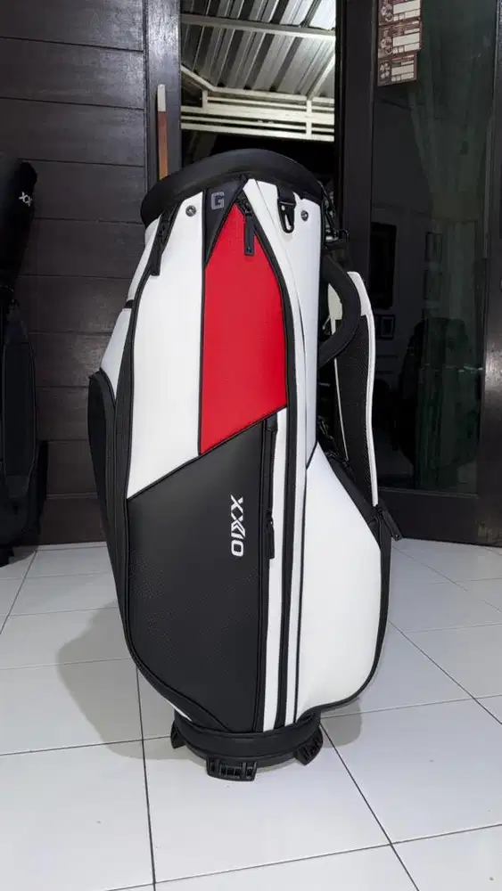 XXIO Golf Bag *Brand New*