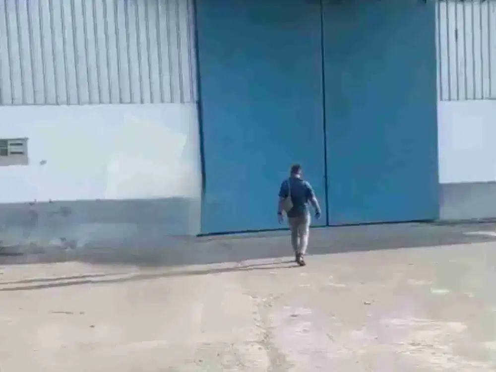 Disewa Gudang Luas 2850m akses Kontainer 40 feet di Narogong Bekasi