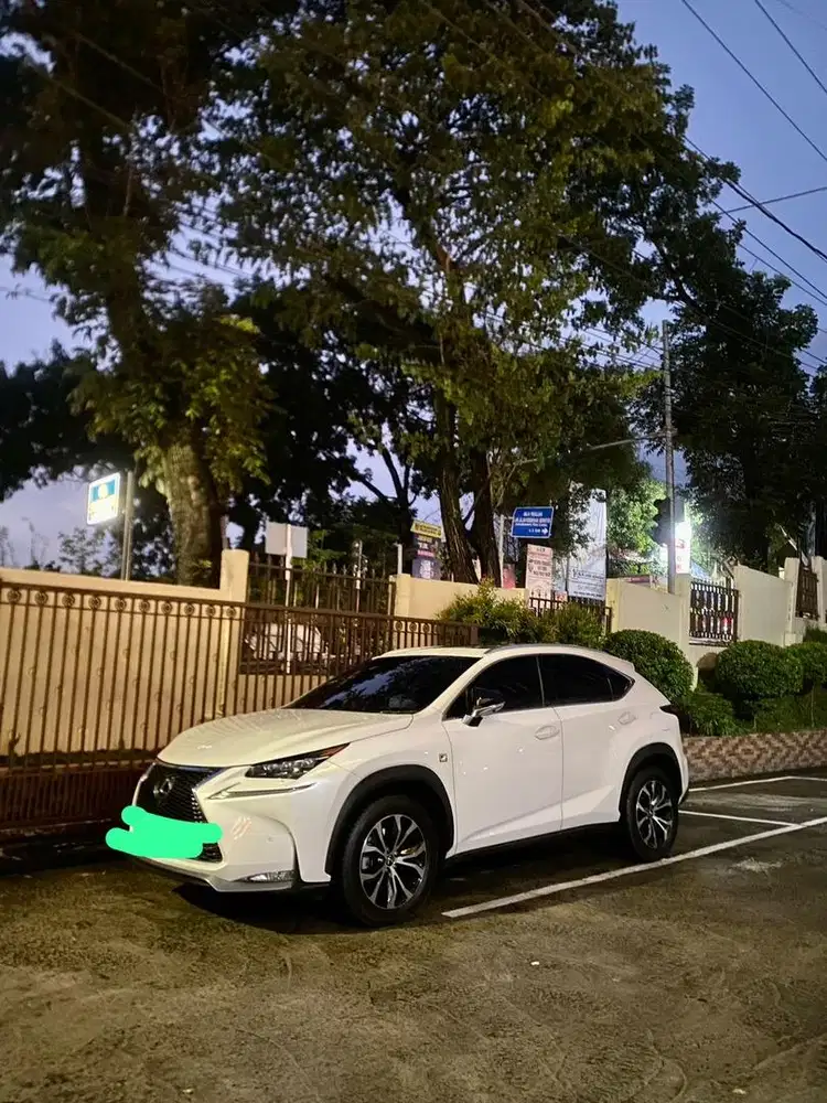 Lexus nx200t automatic