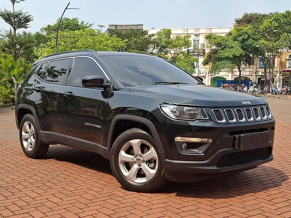 nego habis JEEP COMPASS 1.4 longitude 2019 nik 2018 hitam