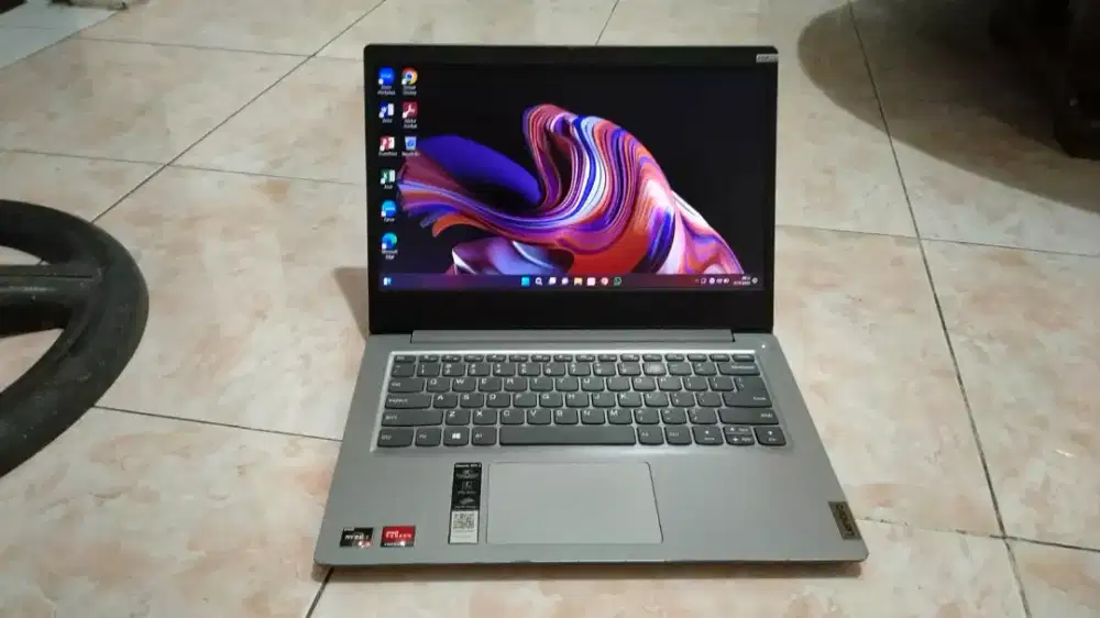 Laptop lenovo ideapad gen 10 joss