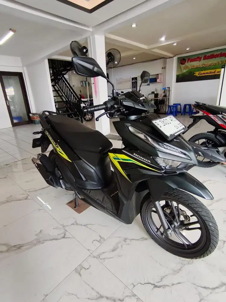 Honda New Vario 125 th 2025 KM LOW 93 PERAK