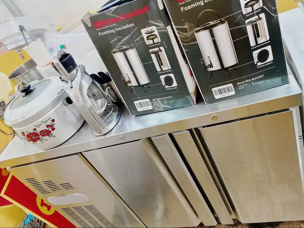 Kabinet pendingin makanan ciller cabinet