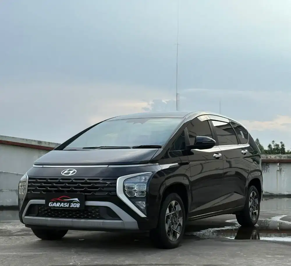 Hyundai Stargazer Prime AT 2022 Pakai 2023 Warna Hitam KM 39rb